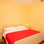 Apartments By The Sea Loviste, Peljesac - 10182 Apartment *