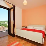Apartments By The Sea Loviste, Peljesac - 10182 *
