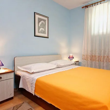 Apartments By The Sea Loviste, Peljesac - 10182 Lovište