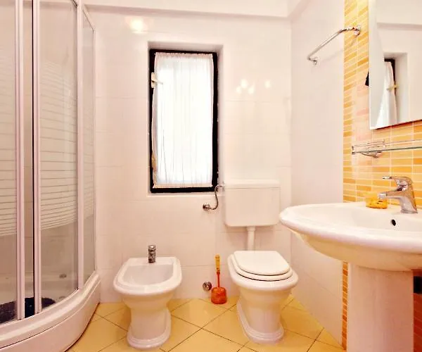 Apartment Apartments By The Sea Loviste, Peljesac - 10182